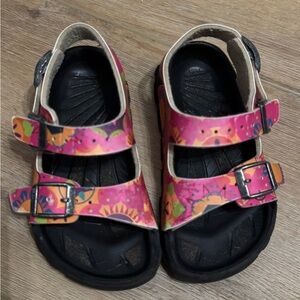Birkenstock Birkis Size 25 Kids (7-7.5)